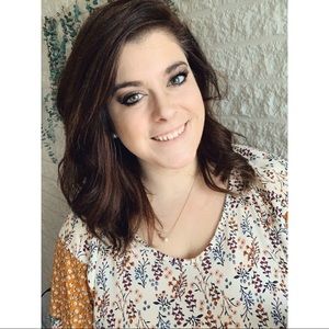 Meet your Posher, Brooke